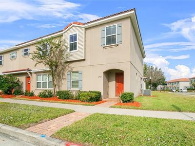 2923 Via Tuscany Way