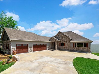 260 Legacy Blvd