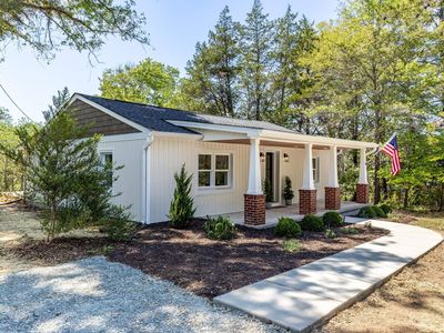 2155 Thomas Jefferson Pkwy