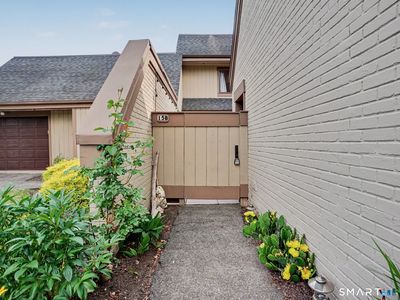 85 Viscount Drive #15B