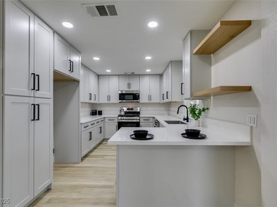 911 Plantain Lily Ave