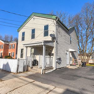 92 Ball Street