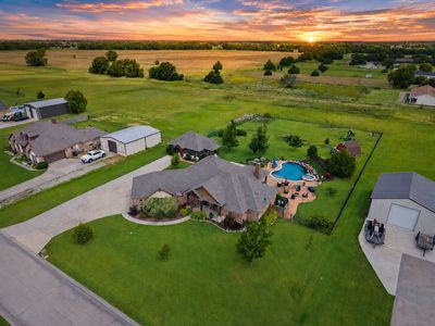 4010 Hackberry Cir