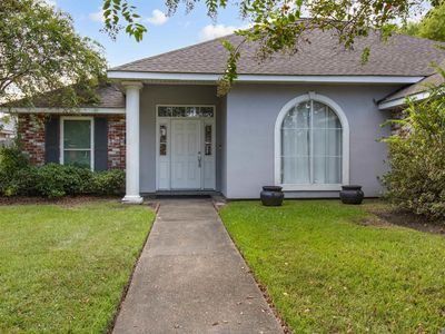 101 Oak Knoll Ct