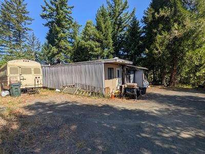 900 Old Cabin Dr