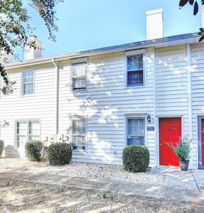 992 Old Holcomb Bridge Rd