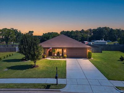 136 Chestnut Cv