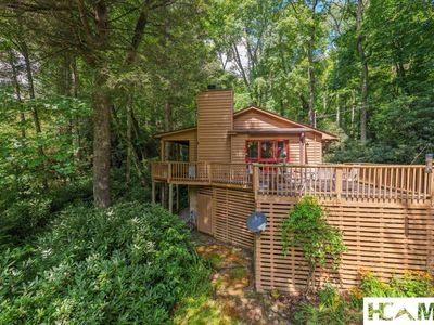 229 Dominion Road