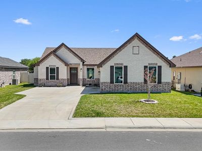 1302 Knotty Pine Ln