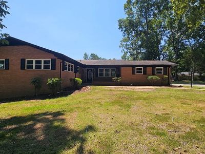 1305 Dana Dr