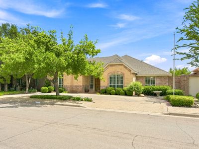 4721 Rosewood Dr
