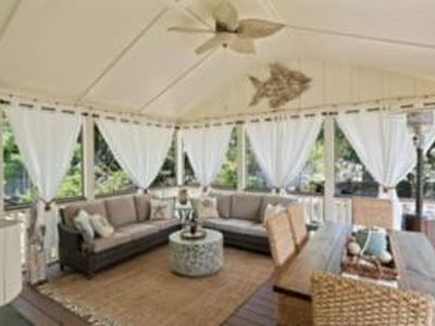216 Circle Dr