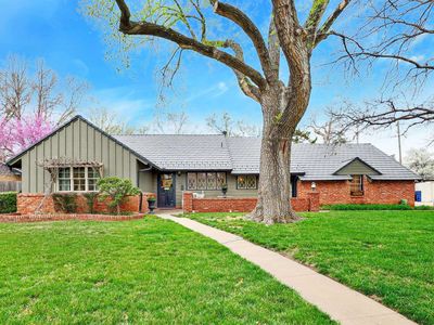 101 S Bonnie Brae St