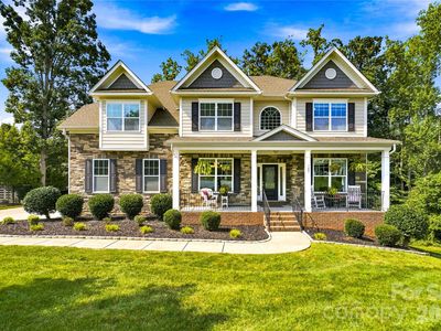 109 Athens Ct