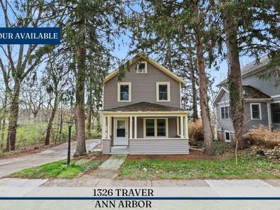 1326 Traver St