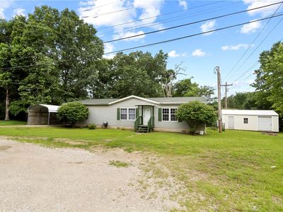 2042 Longview Rd