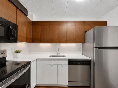 345 Harvard St APT 4A