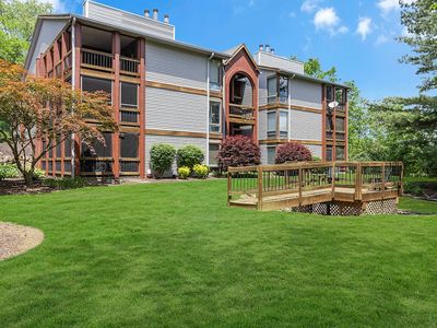 300 6th St APT 4