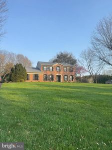 657 N Wales Rd