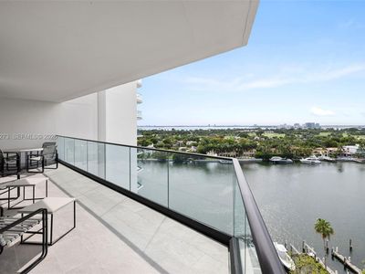 5500 Collins Ave APT 1401