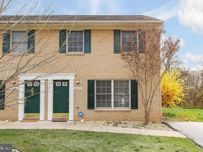 10121 Saint George Cir