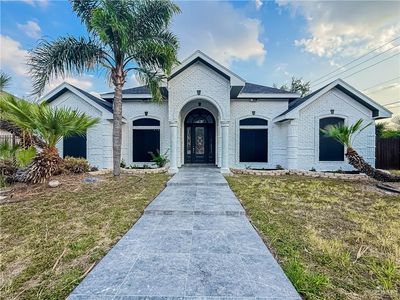 2817 Bluebird Ave