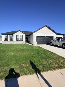335 Crestview Ln