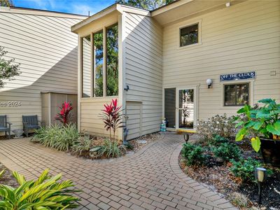 63 Shipyard Dr APT 1702