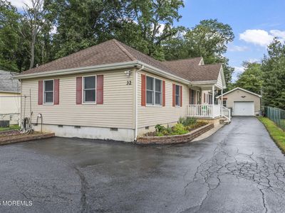 32 Weaverville Road