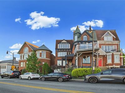 327 Grandview Ave #101