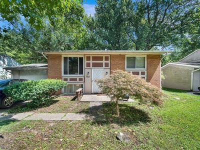 940 Lovers Ln NW