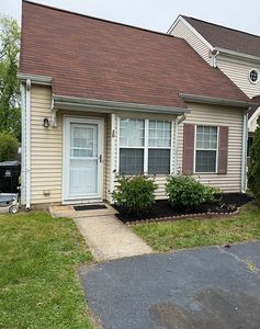 30 Van Pelt Ct