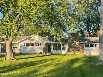 230 S Elm St