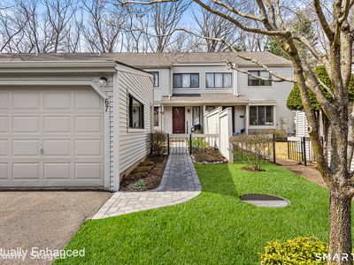 67 Farmington Chase Crescent #67