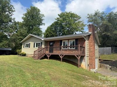 2005 Ada Williams Ln