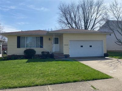 Property at 14144 Lisa Dr, Maple Heights, OH