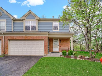 Property at 915 Old Oak Cir, Algonquin, IL