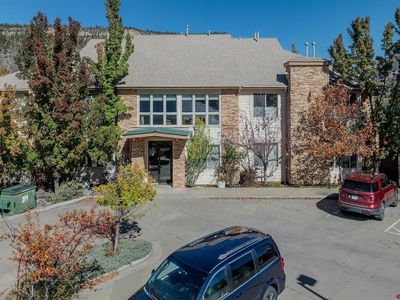 35 Sunshine Court #3