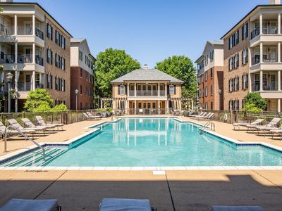 307 Seven Springs Way APT 301
