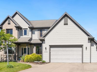 2220 Jonathans Lndg