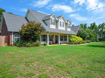 113 High Meadow Cir