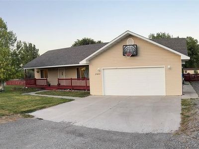 8902 6085 Road