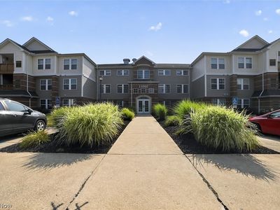 23002 Chandlers Ln APT 105