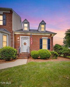 2030 W Manor Ct #2030