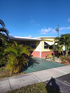 4215 Meadow View Drive