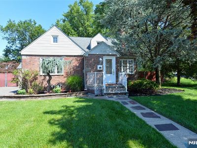 Property at 17-23 Berdan Ave, Fair Lawn, NJ