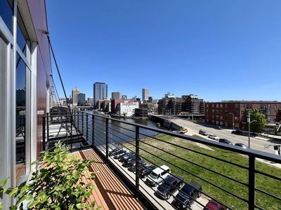 106 West Seeboth STREET #503