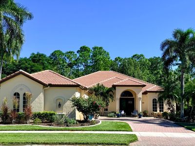 808 SW Classico Court