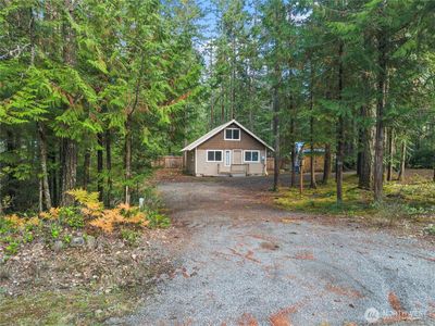 71 N Hamma Hamma Drive E