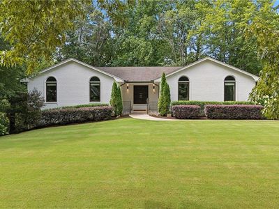 1331 Hampton Hall Dr NE